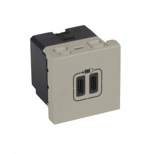 Ổ cắm sạc đôi USB type C Legrand Arteor 572072 8 Ổ cắm sạc USB đôi type-C Arteor 571078