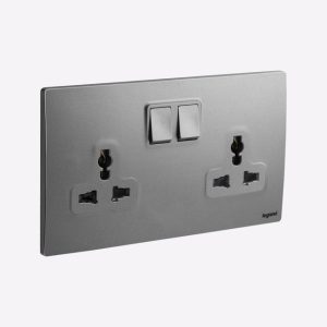 Ổ cắm đôi đa năng 16A Legrand Mallia Senses 281122MW màu trắng 10 Ổ cắm đôi đa năng 16A Legrand Mallia Senses 281122DS