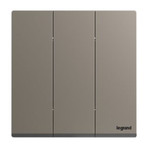 Công tắc ba 1 chiều 16A Legrand Galion Up GA21003 8 Công tắc ba 1 chiều 16A Legrand Galion Up | GA21003CH
